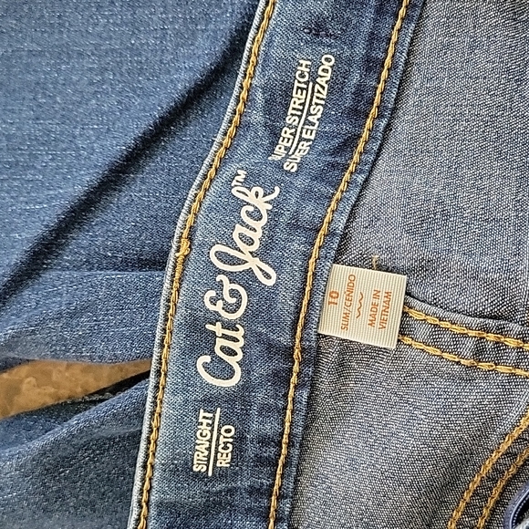 2 pairs of Girls Jeans - Picture 10 of 11